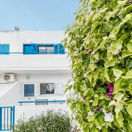 Beachside Hideaway Apartment, 200m To The Havana 皮拉
