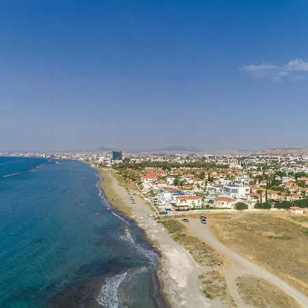 Beachside Hideaway Apartment, 200m To The Havana 公寓 皮拉