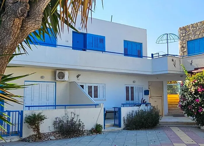 Beachside Hideaway Apartment, 200m To The Havana Pyla